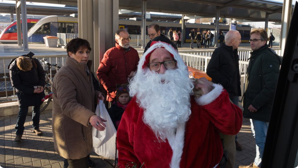 2016_12_06_nikolaus_beim_buergerbus_coesfeld_ev_914.jpg