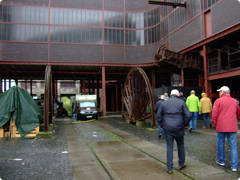 2017_10_21_buergerbus-fahrer-exkursion_zeche_zollverein_dscf0030.jpg